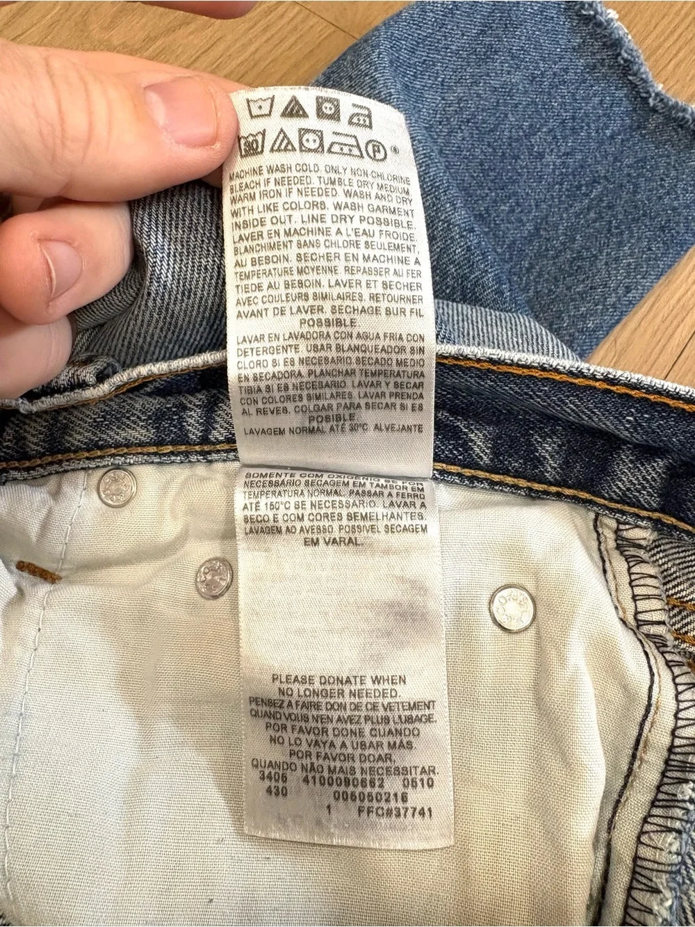 Levis 505 Straight Fit Jeans Mens 30x30 Distressed Raw Hem Medium Wash